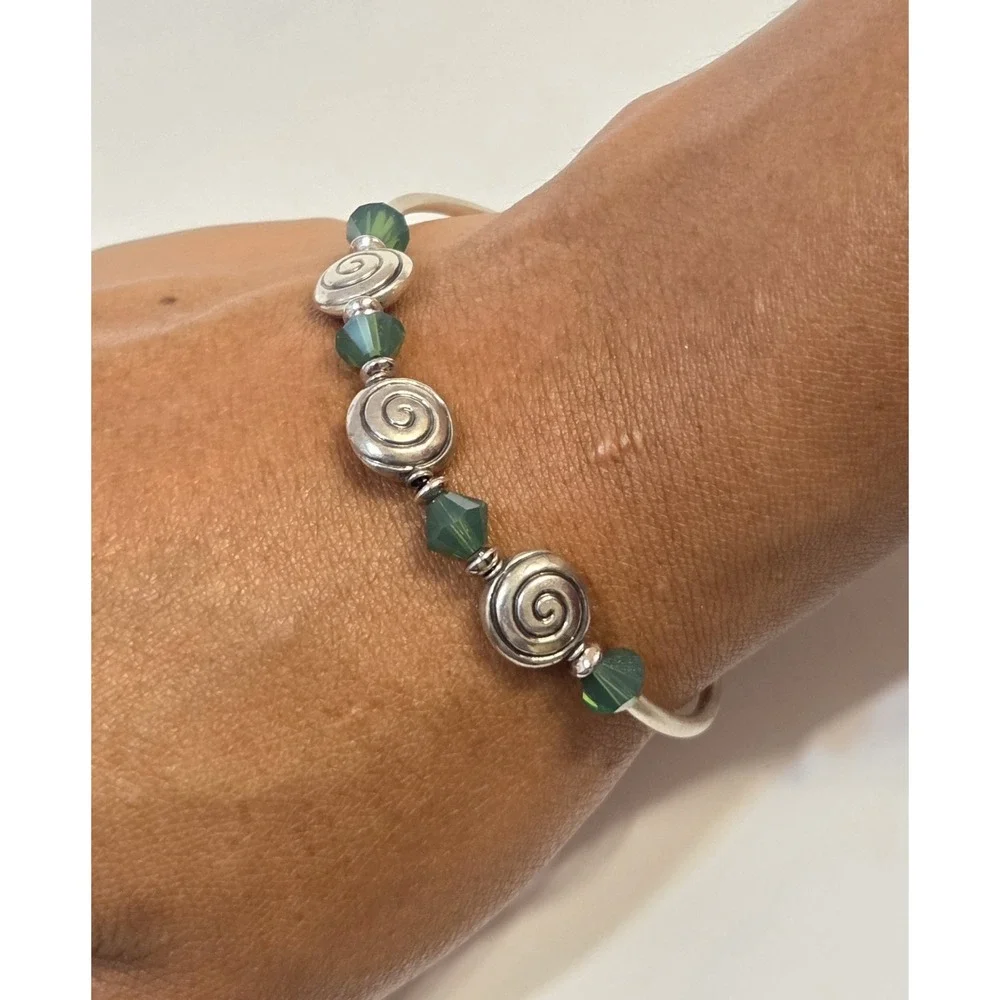 Unique Sterling Silver & Green Crystal Bracelet & 2 Pairs Of Earrings Set